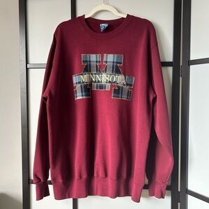 [XXL] Champion Minnesota Embroidered Plaid “M” Logo Maroon Burgundy Crewneck